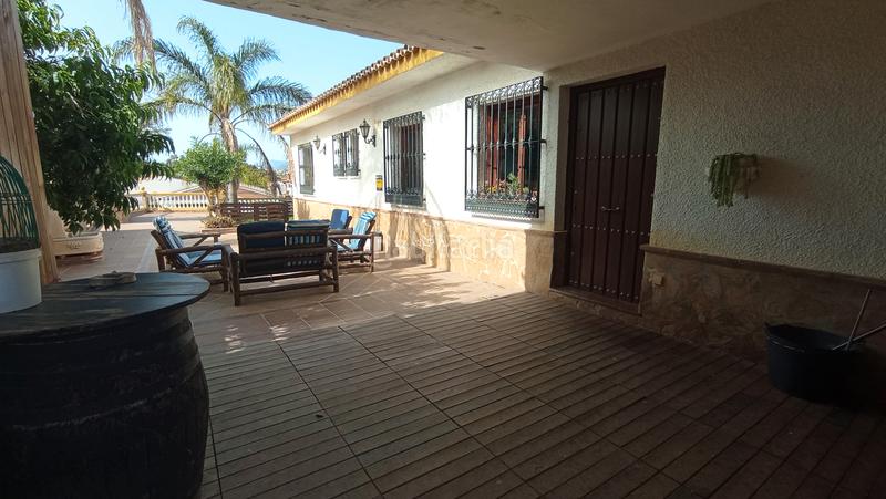 Foto 2e732a94-6649-45a6-9ab8-2e558e85c8ef. Chalet en calle la vega 4 chalet indp. en finca urbana junto al mar en Torre del Mar