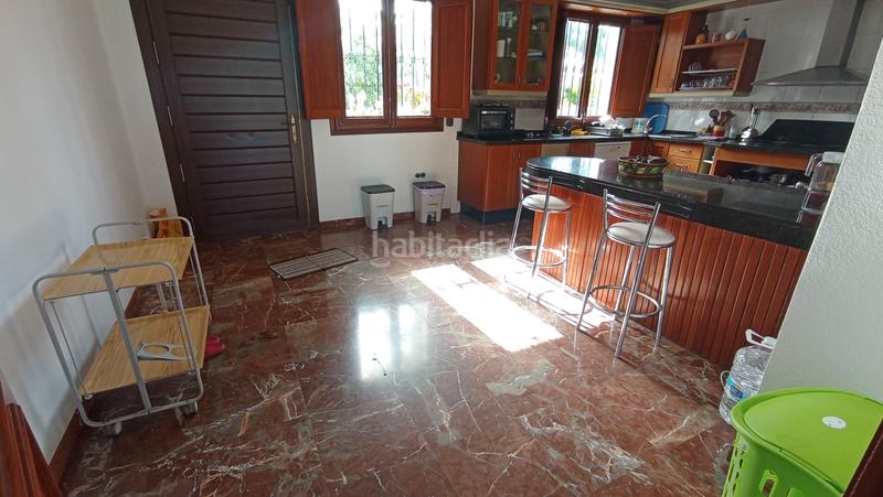 Foto 4fb31a4b-51f0-4ac9-9af6-e60b7829fc5a. Chalet en calle la vega 4 chalet indp. en finca urbana junto al mar en Torre del Mar
