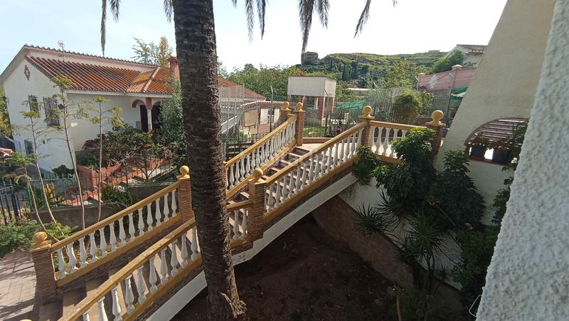 Foto 6c0c4bfd-eef8-4724-a8ac-26d4f546256a. Chalet en calle la vega 4 chalet indp. en finca urbana junto al mar en Torre del Mar