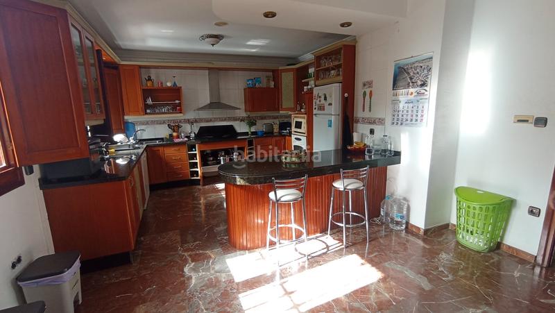 Foto c8cf27ab-77e6-4c4f-802d-6d9f03605169. Chalet en calle la vega 4 chalet indp. en finca urbana junto al mar en Torre del Mar