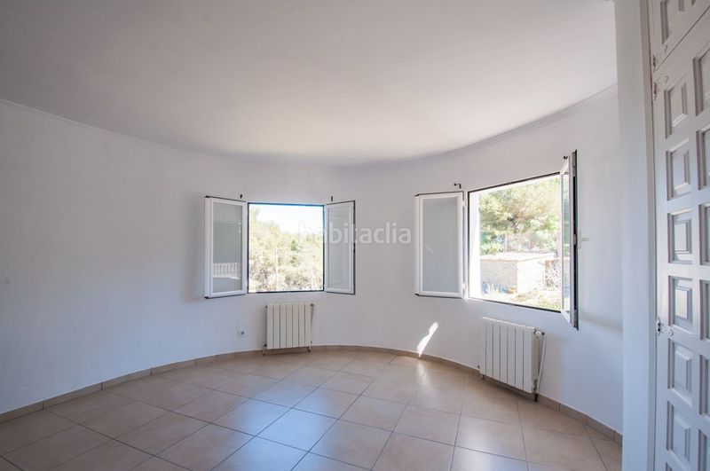 Foto ad6aa07d-c5a3-4c23-9339-e8a66fb684b4. Xalet amb calefacció aparcament piscina a Benissa pueblo Benissa