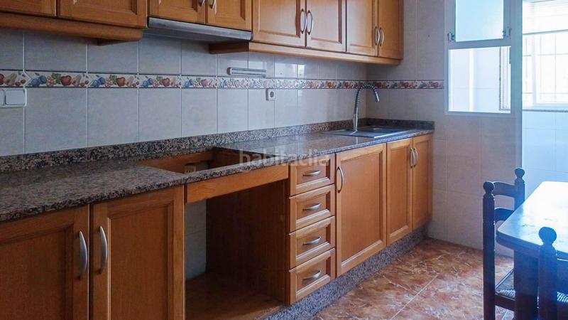 Foto dd763d0e-d894-4240-95b0-67a336c245d3. Apartment with parking in Crevillente