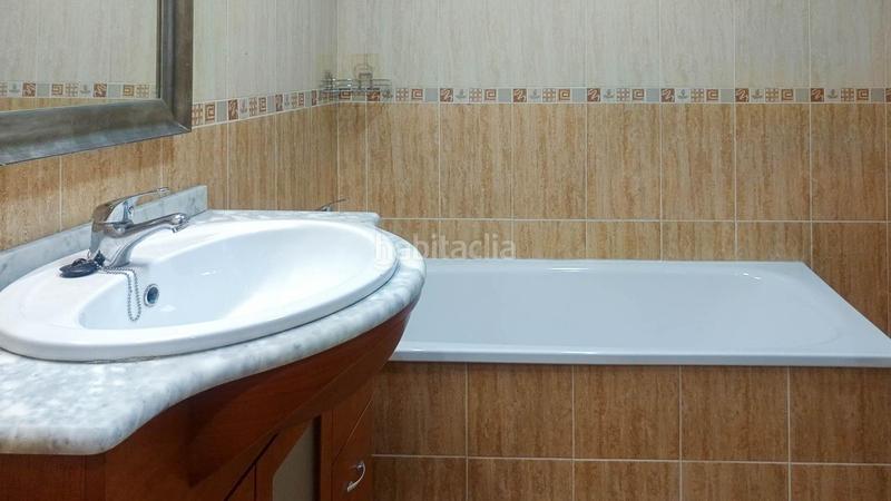 Foto edb06475-8877-4052-bba1-c7199fbe5c8e. Apartment with parking in Crevillente