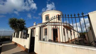 Xalet en Las Lomas de Rame-Baha Bella