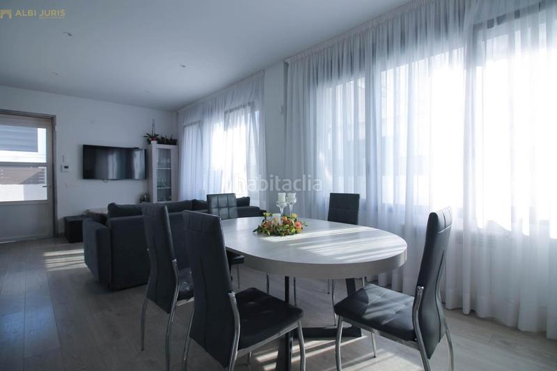 Foto df3212d2-162b-433b-8cef-eac5e8c632bb. Chalet with parking in Monte y Mar Santa Pola