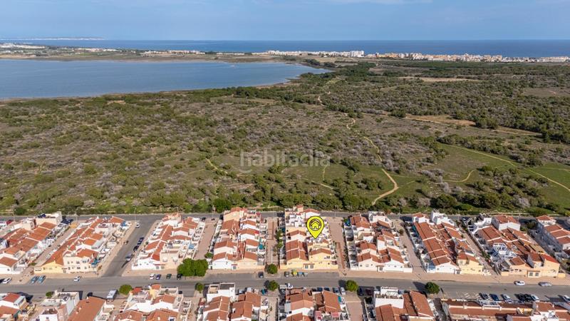Foto f39943fb-50ae-413c-af3e-31b2d2068ab1. Casa adosada en Zona Carrefour - Urbanizaciones Torrevieja
