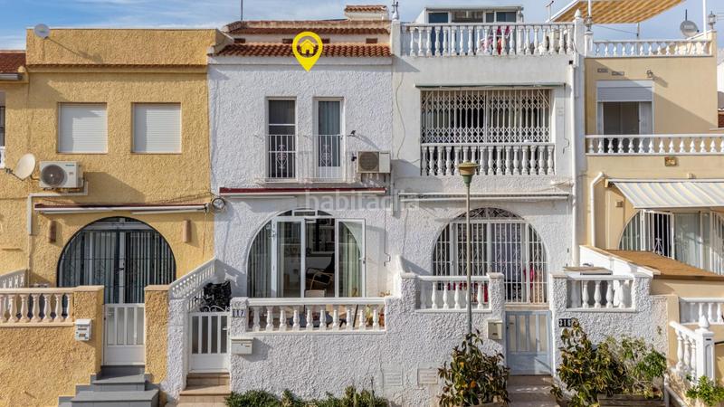 Foto a853160f-3757-4067-b8fa-f4ce3a558c92. Casa adossada a Zona Carrefour - Urbanizaciones Torrevieja