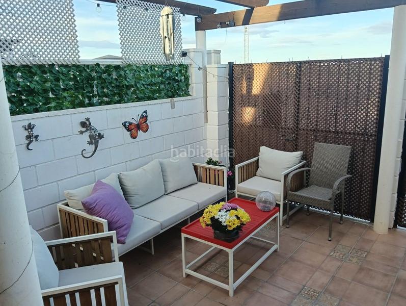 Foto 808cc6f4-577a-48c8-b651-536eaae04cf8. Xalet amb piscina a Rojales