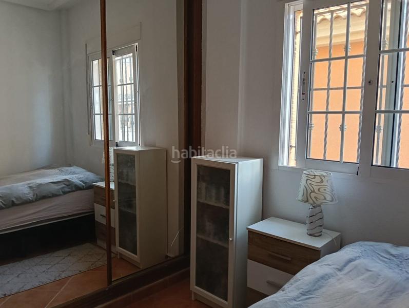 Foto e5d1db3f-3329-4fbe-8790-7fd33d4288bc. Xalet amb piscina a Rojales