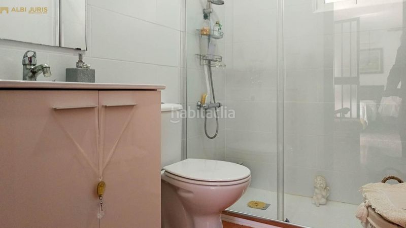 Foto 301553d8-e4f9-4fa6-8d5d-0840e51c2a00. Casa amb piscina a Albatera