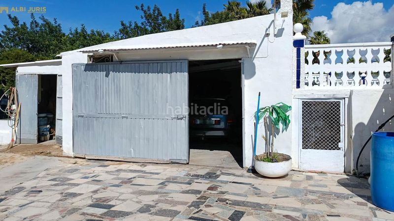 Foto 8935e4b2-6de5-45d3-ad96-0e43559f570e. Casa amb piscina a Albatera