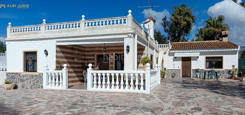 Foto ae83b12e-12dd-407a-83b5-af6c7eaaf0b6. Casa amb piscina a Albatera