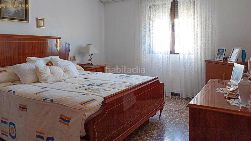 Foto c18b2d65-248a-4a93-8636-12b5f5466fe7. Casa amb piscina a Albatera