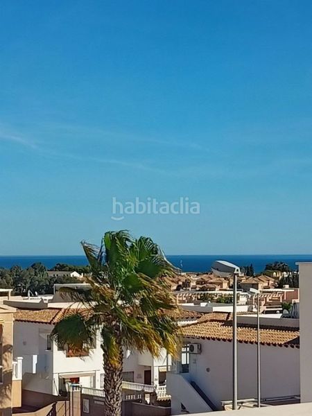 Foto 785265c5-ea11-4b5b-898f-97f9a398fe82. Chalet mit pool in Los Balcones y los Altos Orihuela