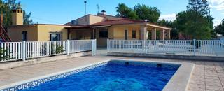 Chalet in Crevillente
