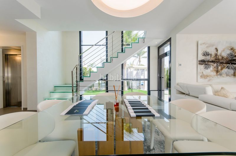 Foto d76a7c49-d5f6-4c98-8541-769cdaec7556. Chalet en Campoamor Orihuela