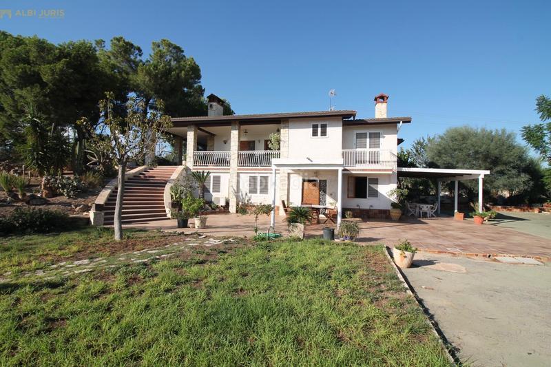 Foto 4d4c6c8a-0045-444d-8e91-7bd35aae538e. Chalet mit pool in Jubalcoi Elche / Elx