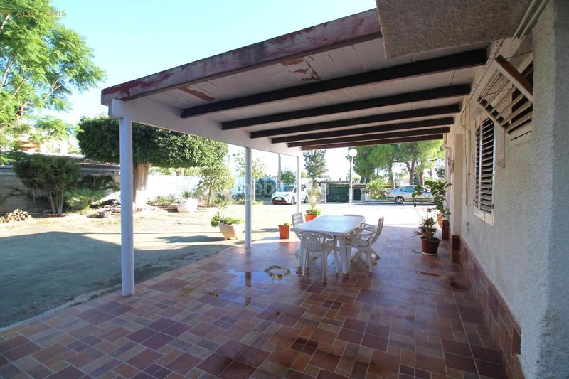 Foto eb76e0ea-817c-4b2c-a561-e84122fb8df8. Xalet amb piscina a Jubalcoi Elche / Elx