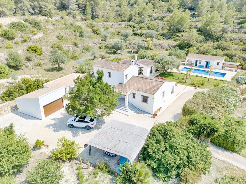 Foto 9e1ff538-4122-4063-a90e-43c0a968645c. Chalet with heating parking pool in Benissa pueblo Benissa