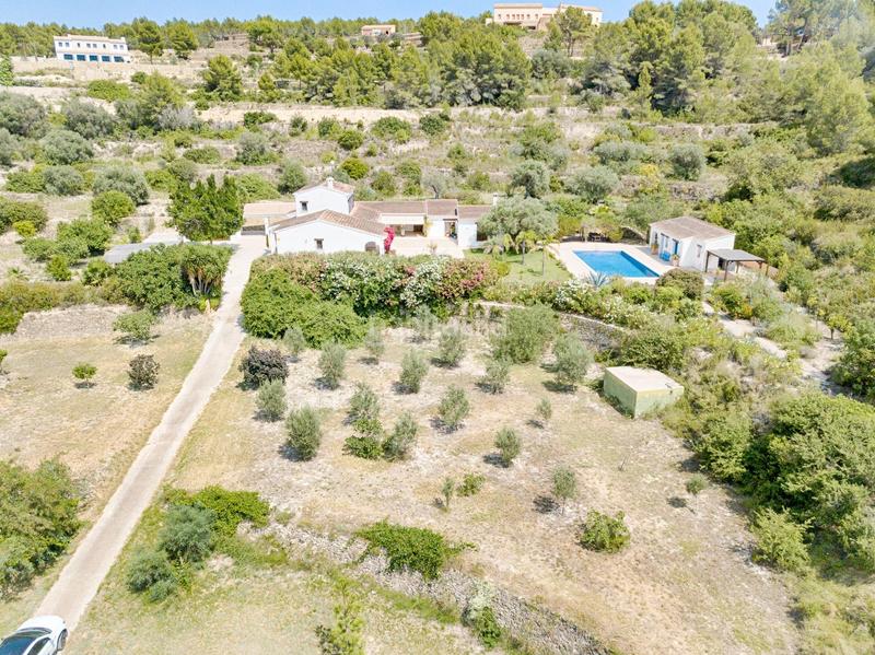 Foto 80744674-a220-4fa7-be70-ea9d29dbc9cb. Chalet en Benissa pueblo Benissa