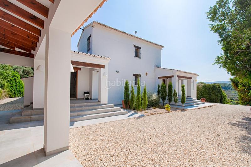 Foto 9df71d5a-5ffa-42bb-b731-4d4020fdc759. Xalet amb calefacció aparcament piscina a Benissa pueblo Benissa