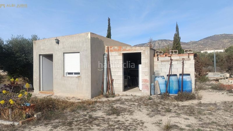 Foto b846b601-930a-4b51-bafa-ac0a22a344a2. Casa amb piscina a Crevillente