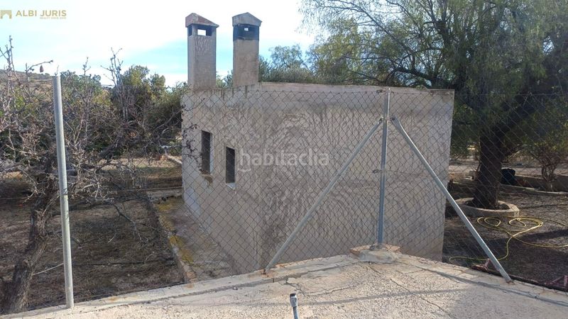 Foto bf06391f-3397-4304-8557-3690bf527d59. Casa amb piscina a Crevillente