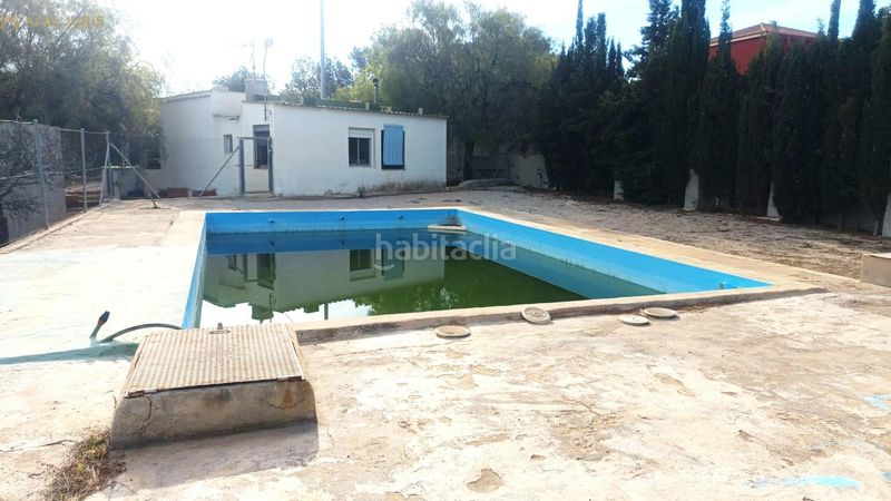 Foto eb3fe119-fd20-4521-b1ce-956691a31fc1. Casa amb piscina a Crevillente