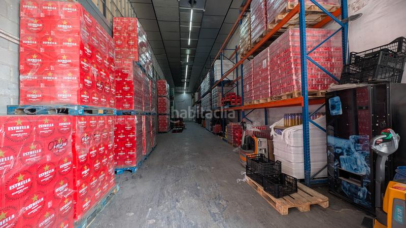 Foto 0152d153-7e91-4b87-96ad-664440881162. Miete fabrikhalle mit heizung in Centre Hospitalet de Llobregat (L´)