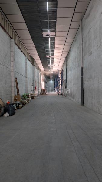 Foto f11f3287-94e8-4a27-8f46-c71739189376. Rent industrial building with heating in Centre Hospitalet de Llobregat (L´)