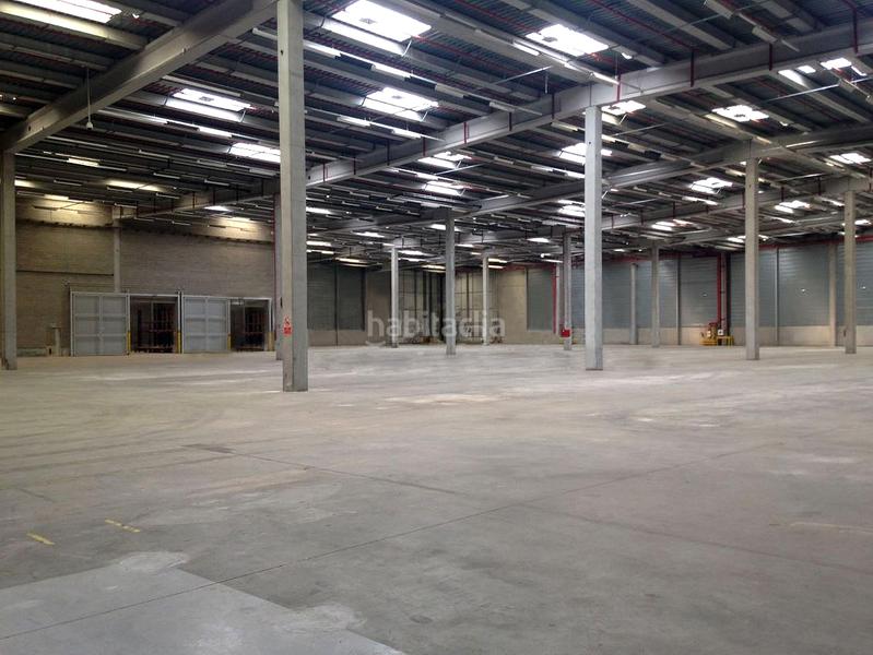 Foto 51314d55-49e0-4879-8461-7d2254e2a812. Lloguer local comercial amb calefacció a Montornès del Vallès