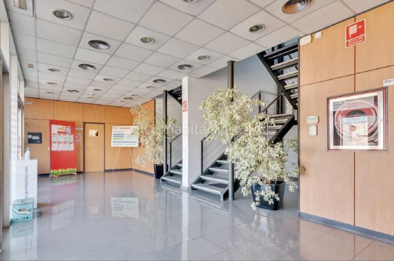 Foto c148fea0-c188-4ec7-b719-4ac0e1cb6f26. Lloguer local comercial amb calefacció a Montornès del Vallès