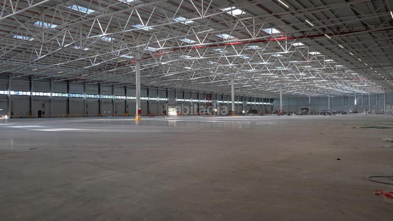 Foto 2fd355ab-5670-4fd4-9e89-940eb942f299. Miete fabrikhalle in Abrera