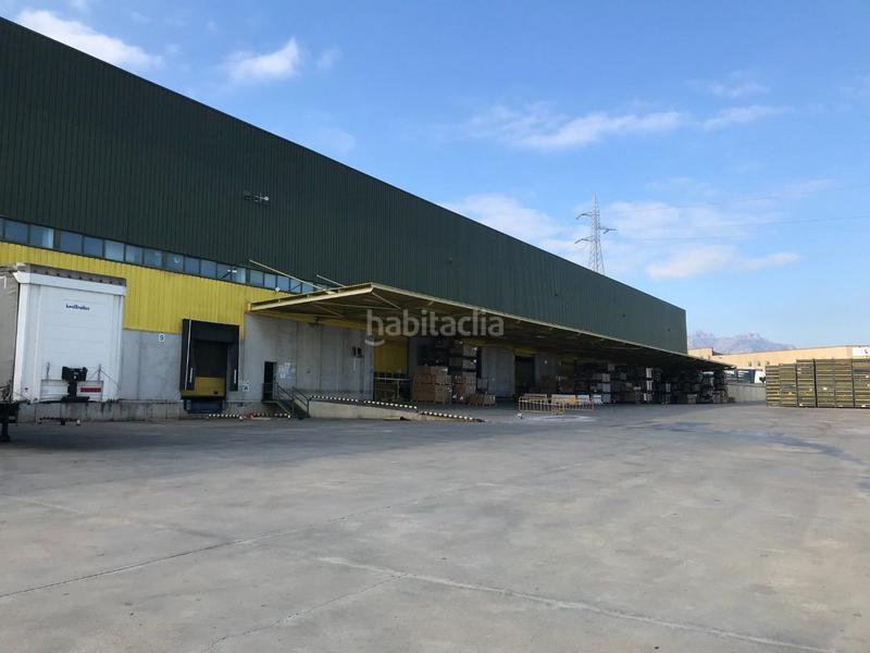 Foto 459eaa85-4604-453f-ae3e-7f2f2923ca7d. Miete fabrikhalle in Abrera