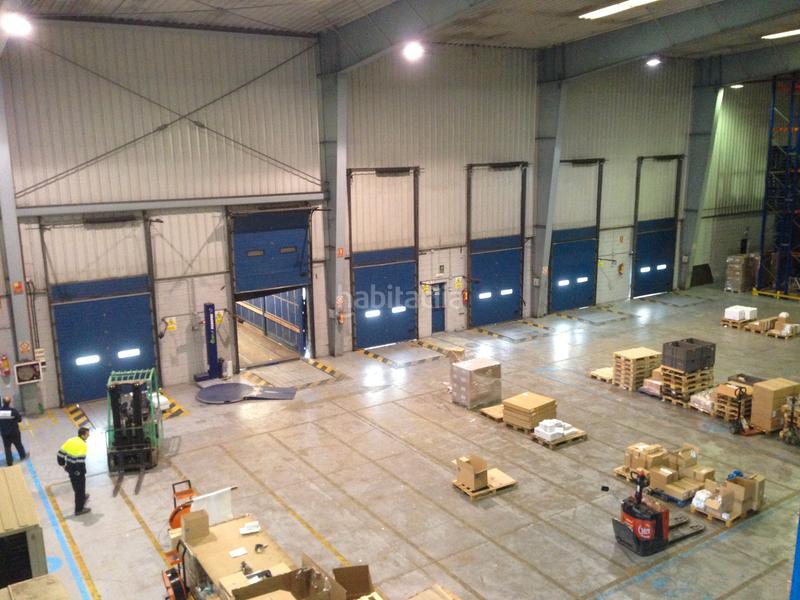 Foto afc264a6-f991-40f7-b610-edfe7d6d72e2. Miete fabrikhalle in Abrera