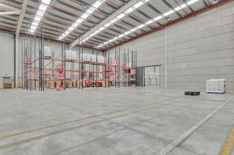 Foto d866e295-c095-41d1-b016-9990b0c2a7d4. Miete fabrikhalle in Abrera