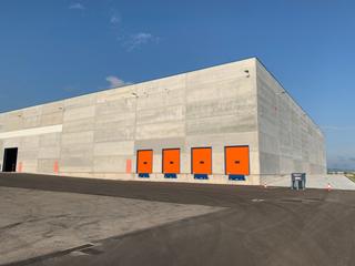 Rent Industrial building in Santa Oliva. Nave disponible en la bisbal del penedès