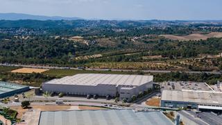 Rent Industrial building in Can Vinyals. Nave en alquiler en esparraguera de 22.152 m2