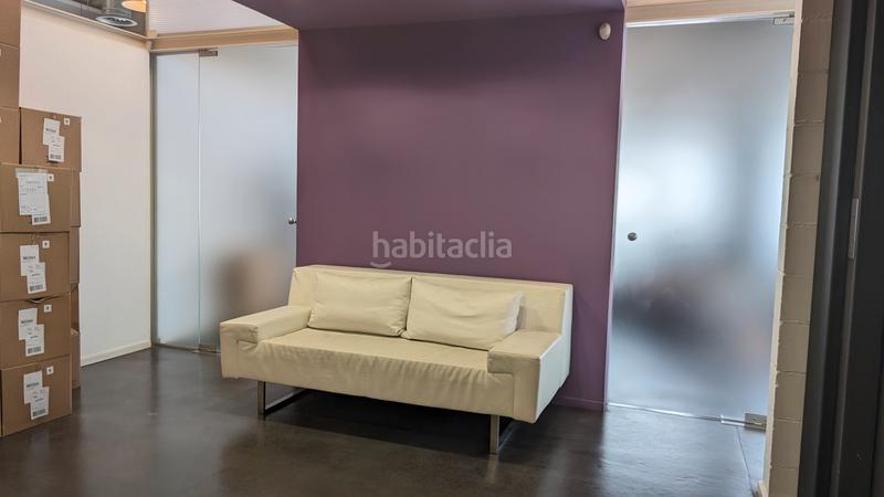 Foto 49d1d2b8-22ab-441a-86a2-f22f84ff14f5. Fabrikhalle mit heizung in Gràcia Sabadell