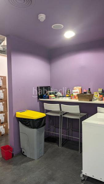 Foto d5e1592c-b835-48e0-a26c-20bd3cbe56fd. Fabrikhalle mit heizung in Gràcia Sabadell