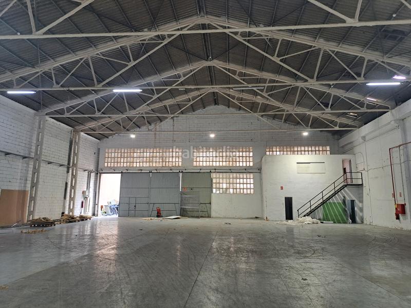 Foto 45163f99-448f-4e6a-8ec9-3dfffbdcd79d. Alquiler nave industrial  en alquiler en hospitalet de llobregat en Hospitalet de Llobregat (L´)