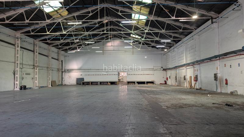 Foto 35244620-0114-409d-9866-1667824da305. Miete fabrikhalle in Centre Hospitalet de Llobregat (L´)