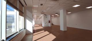 Miete Büro in El Parc i la Llacuna del Poblenou. Oficina disponible en 22@
