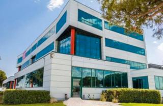 Rent Office space in Zona Industrial. Oficina disponible en mas blau