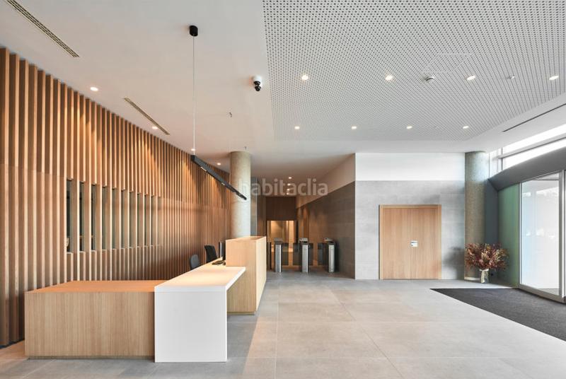 Foto 46d3c47d-5fde-49f5-a12f-00a6a8293f39. Lloguer oficina amb calefacció a Zona Franca - Port Barcelona