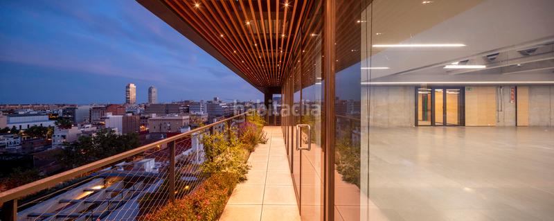 Foto 236fcee1-4710-4d94-930b-825f64c40d6a. Miete büro mit heizung parking in El Parc i la Llacuna del Poblenou Barcelona