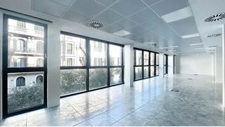 Location Bureau  Carrer de pau claris. Oficina disponible junto passeig de gracia