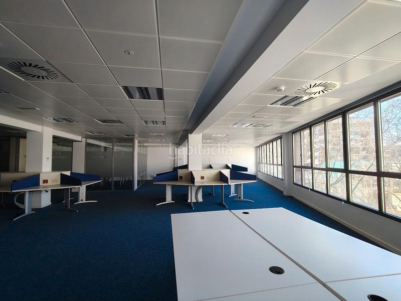 Foto 44405a31-8d01-4b8c-9b93-f3841caa00af. Rent office space with heating in El Parc i la Llacuna del Poblenou Barcelona