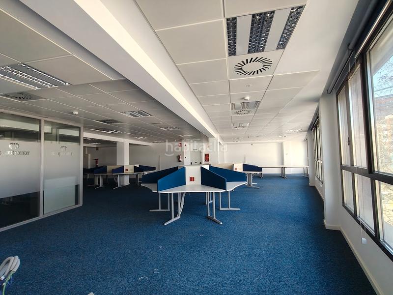 Foto 56f2b7ca-fb52-4a65-ab31-82884c6a2042. Rent office space with heating in El Parc i la Llacuna del Poblenou Barcelona