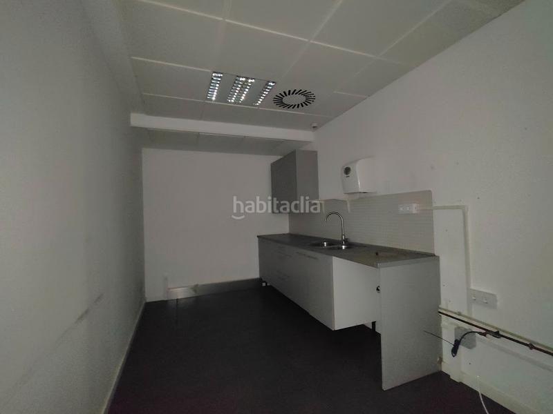 Foto af1762db-51e9-44fa-a0f3-af932671fe54. Rent office space with heating in El Parc i la Llacuna del Poblenou Barcelona